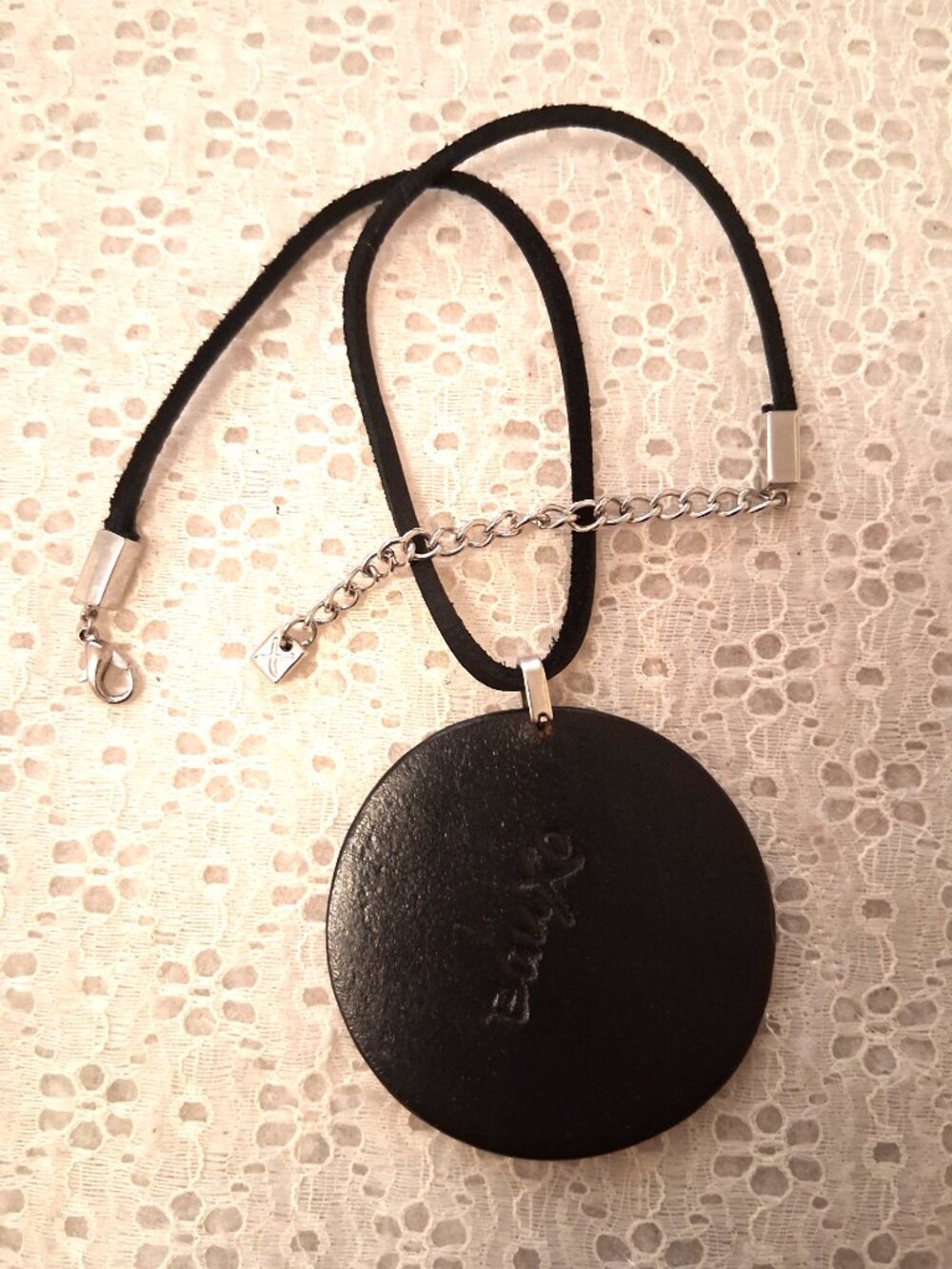 New Bauxo Handcrafted Round Leather Pendant Genuine Leather Necklace - Picture 4 of 9